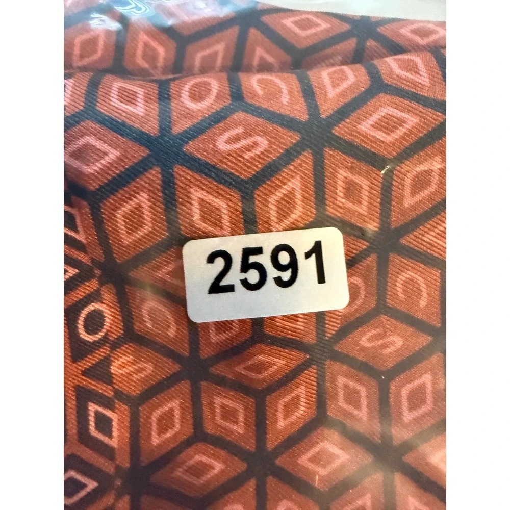 COS chic honeycomb